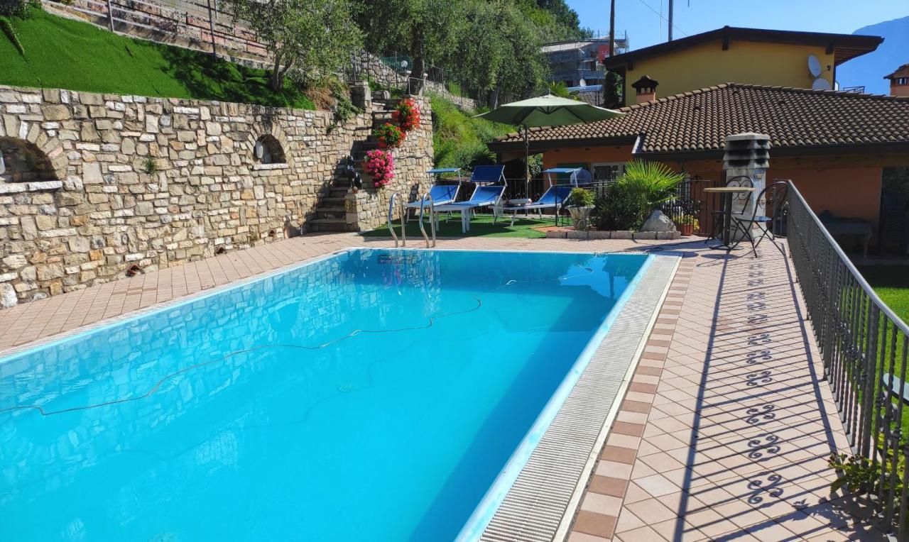 Pieve  Casa Elka Residence Lake View And Pool By Garda Domus Mea מראה חיצוני תמונה