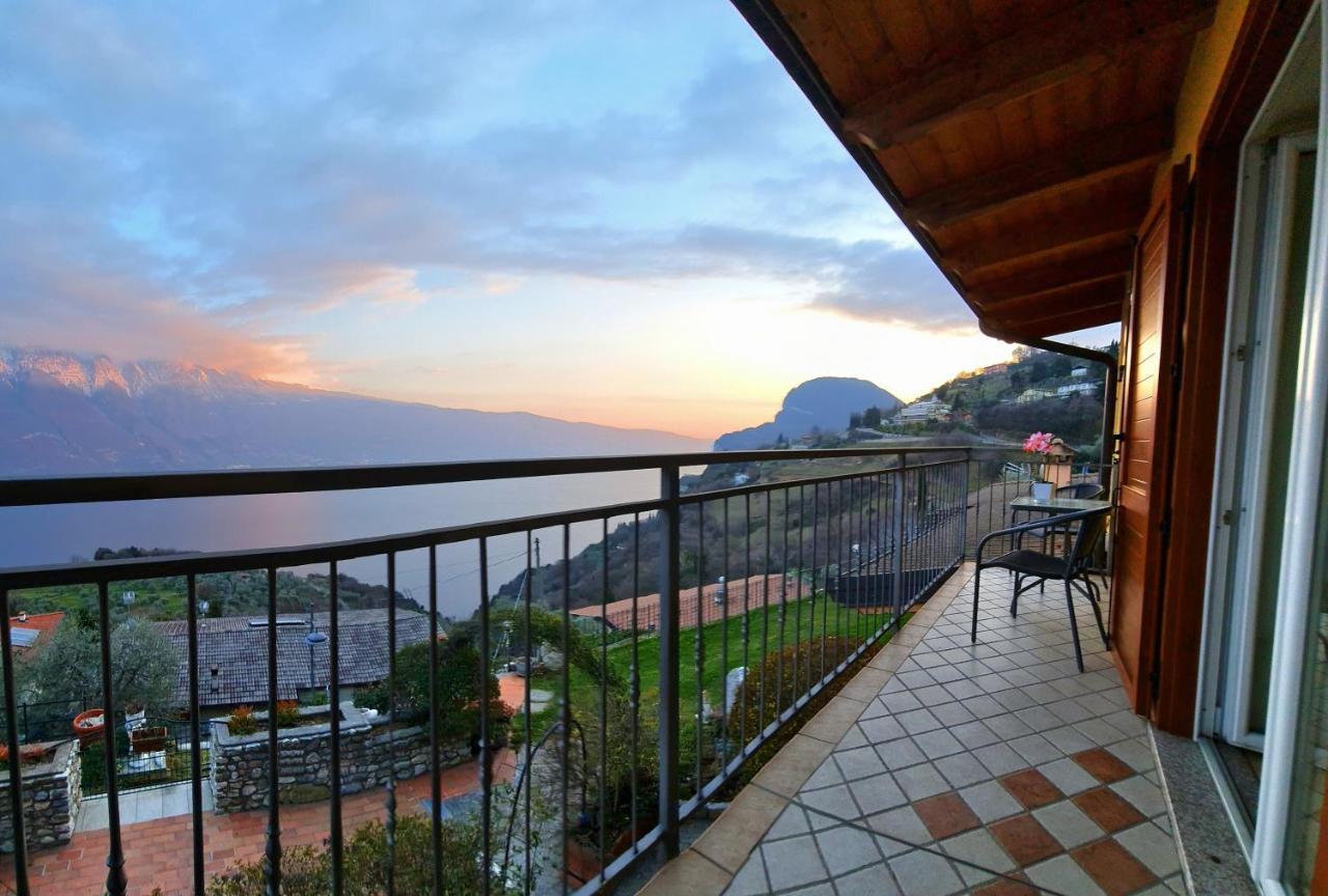 Pieve  Casa Elka Residence Lake View And Pool By Garda Domus Mea מראה חיצוני תמונה